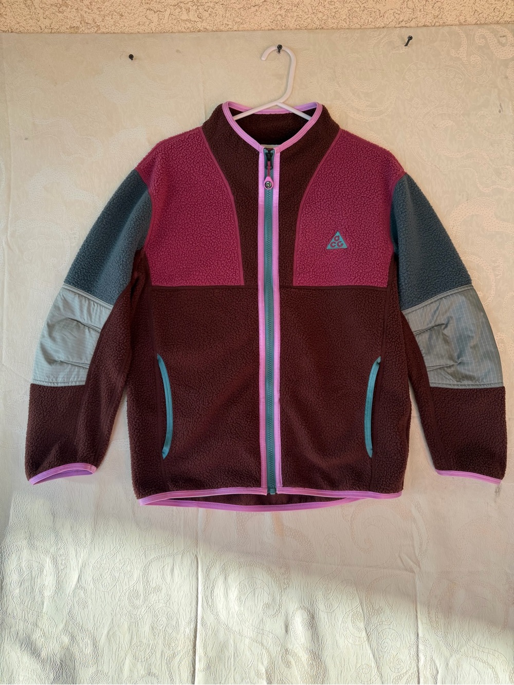 Nike ACG kids therms-fit full zip Sherpa fleece jacket